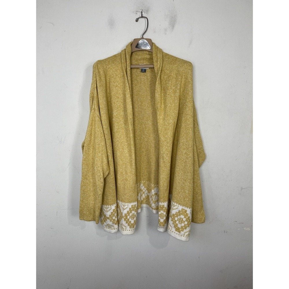 Old Navy Womens Cardigan Sweater XXL Yellow Aztec Chunky Cozy‎ Fall Layering